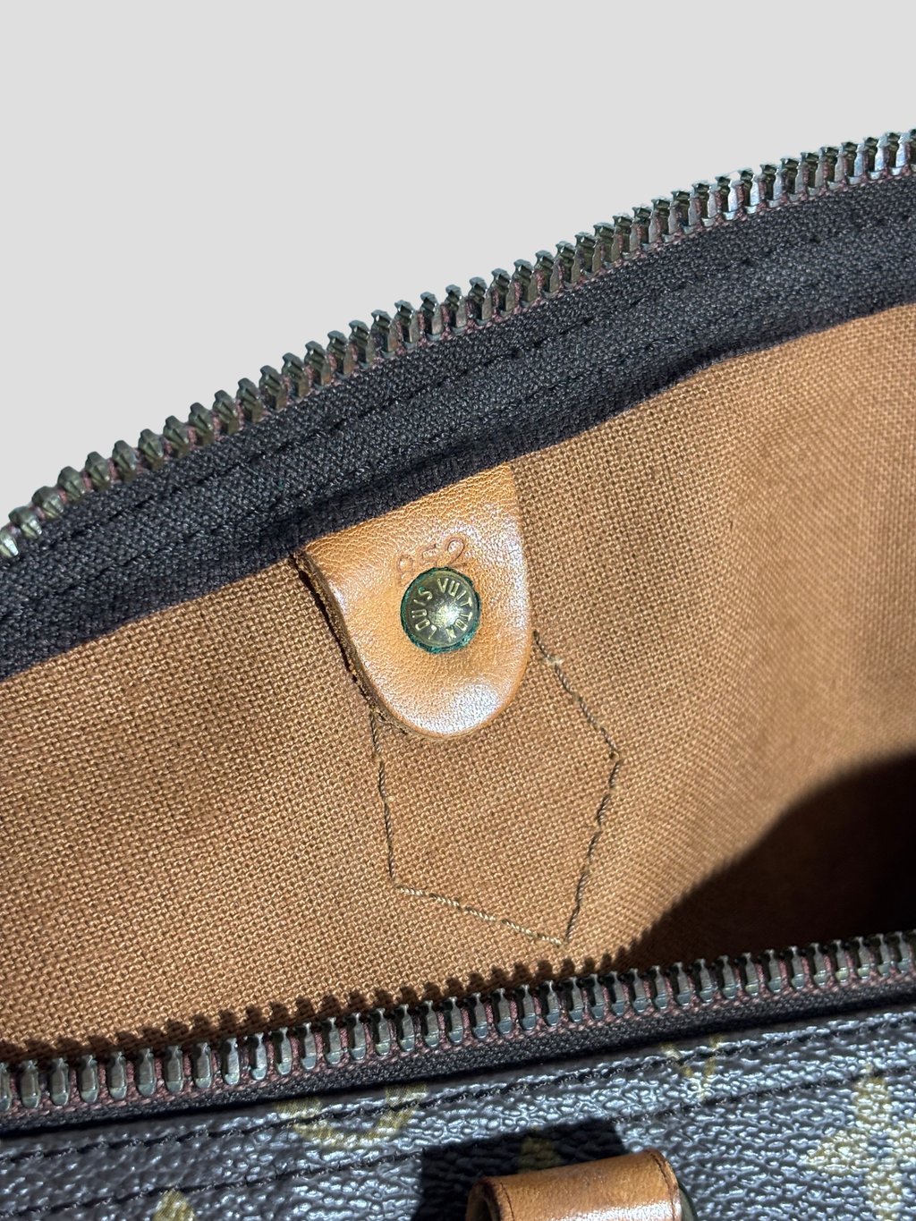 Louis Vuitton Speedy 35