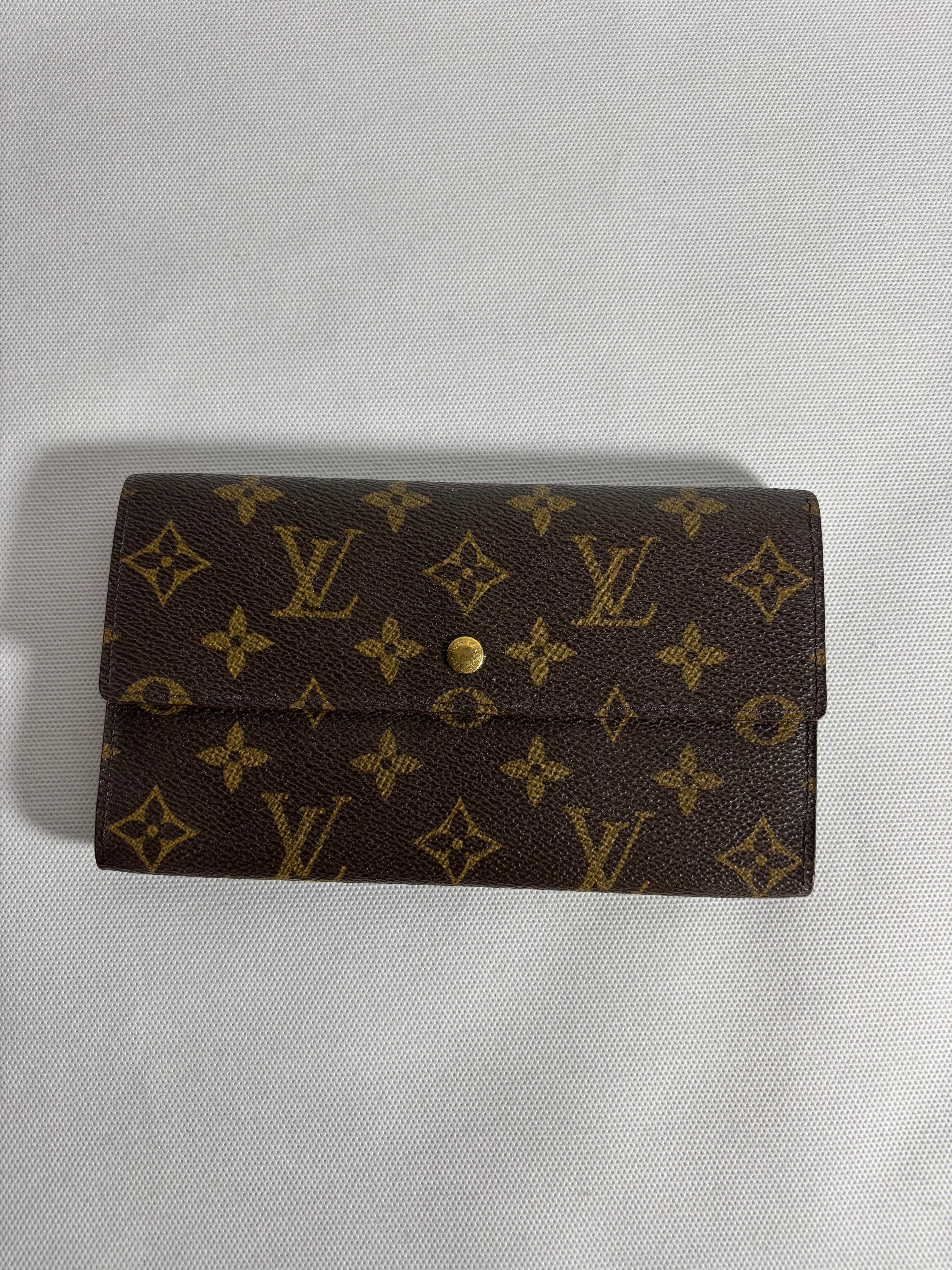 Portefeuille Sarah Grande taille Louis Vuitton